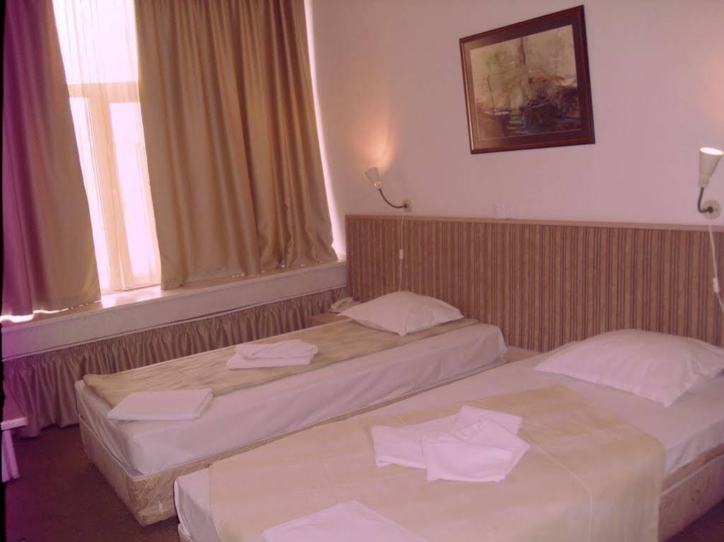 Otel Alabin 2*