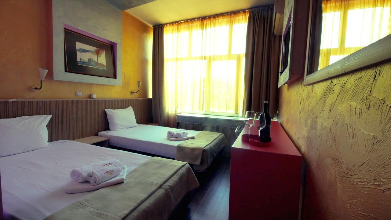 Alabin Central Hotel 2*